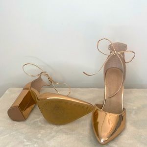 Women heeled sandals